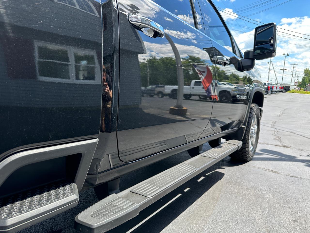 Chevrolet Silverado 2500HD LTZ Crew Cab 4WD 2020