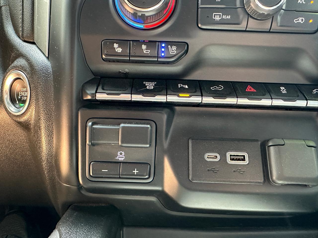 Chevrolet Silverado 2500HD LTZ Crew Cab 4WD 2020