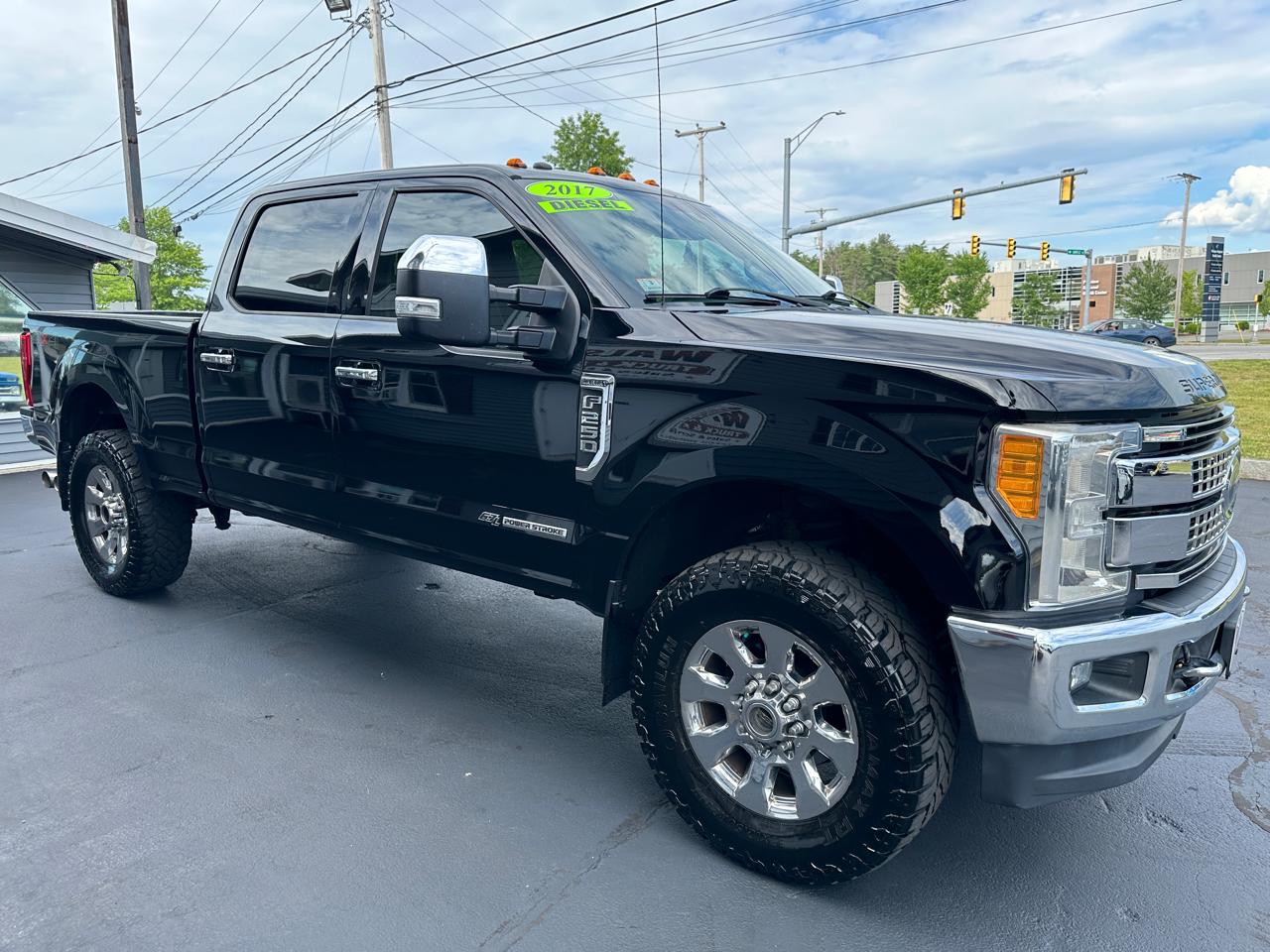 Ford F-250 SD Lariat Crew Cab 4WD 2017
