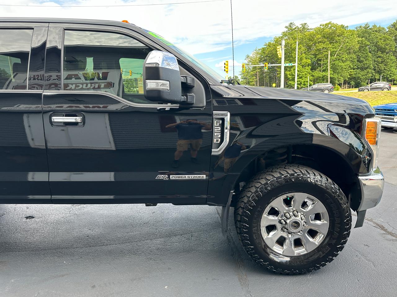 Ford F-250 SD Lariat Crew Cab 4WD 2017