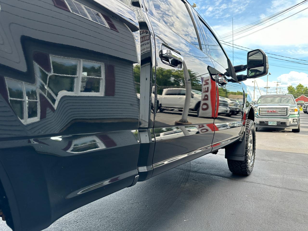 Ford F-250 SD Lariat Crew Cab 4WD 2017