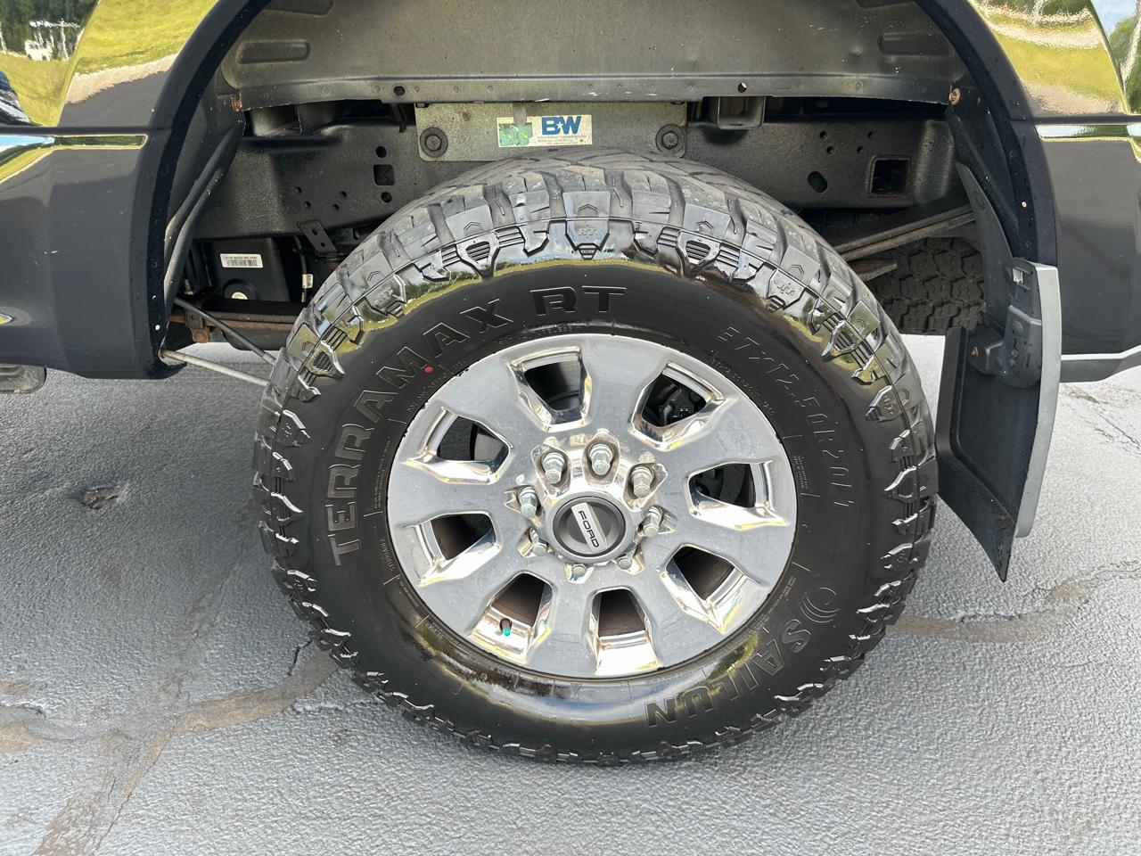 Ford F-250 SD Lariat Crew Cab 4WD 2017