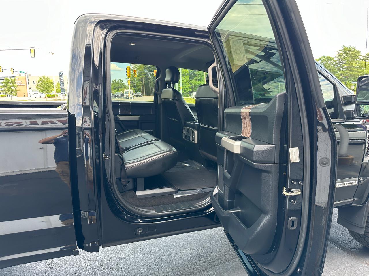 Ford F-250 SD Lariat Crew Cab 4WD 2017