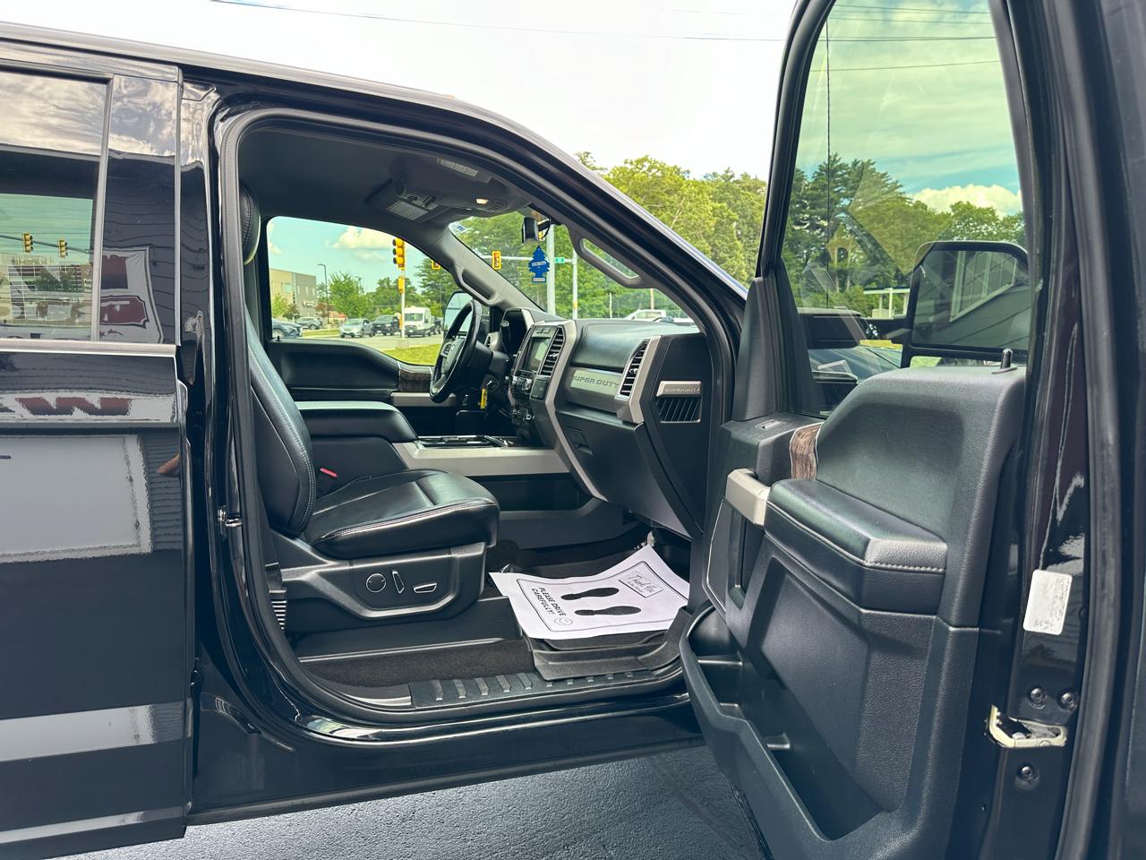 Ford F-250 SD Lariat Crew Cab 4WD 2017