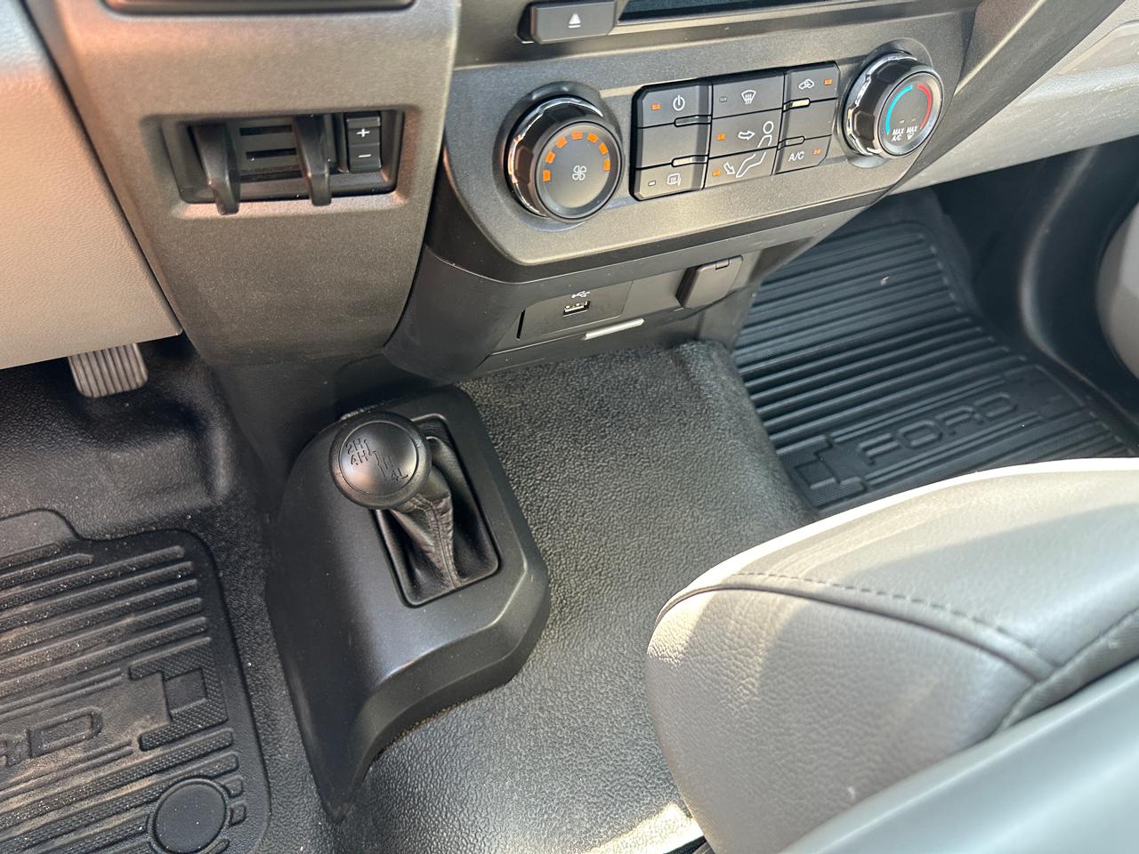 Ford F-350 SD XL Reg. Cab 4WD 2017
