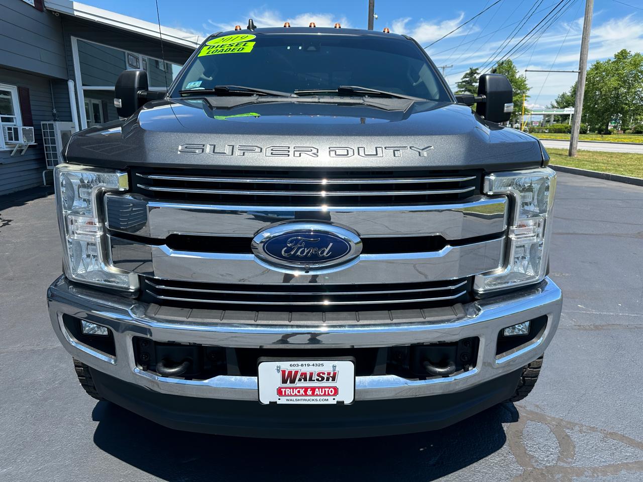 Ford F-250 SD Lariat Crew Cab 4WD 2019