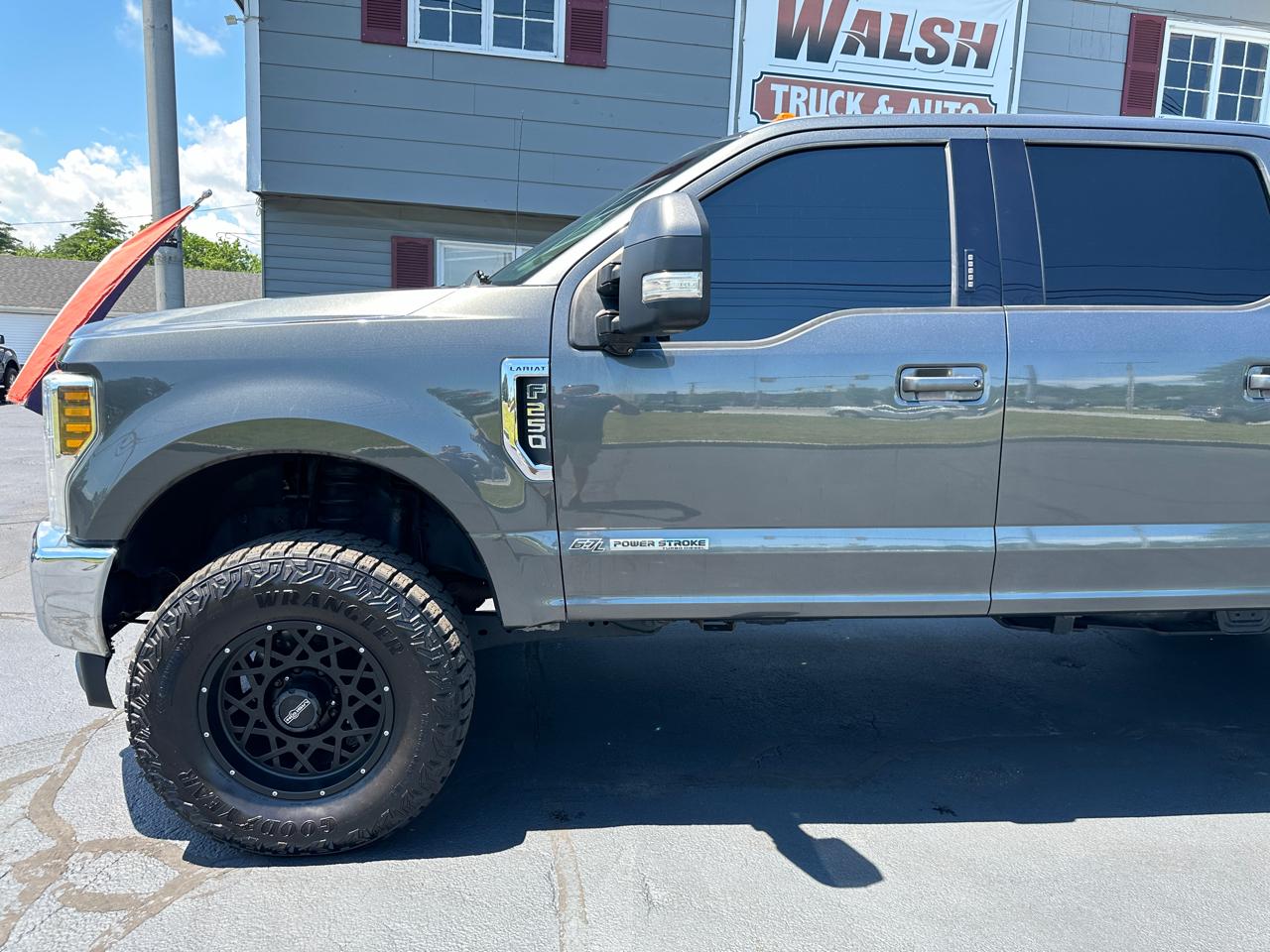 Ford F-250 SD Lariat Crew Cab 4WD 2019