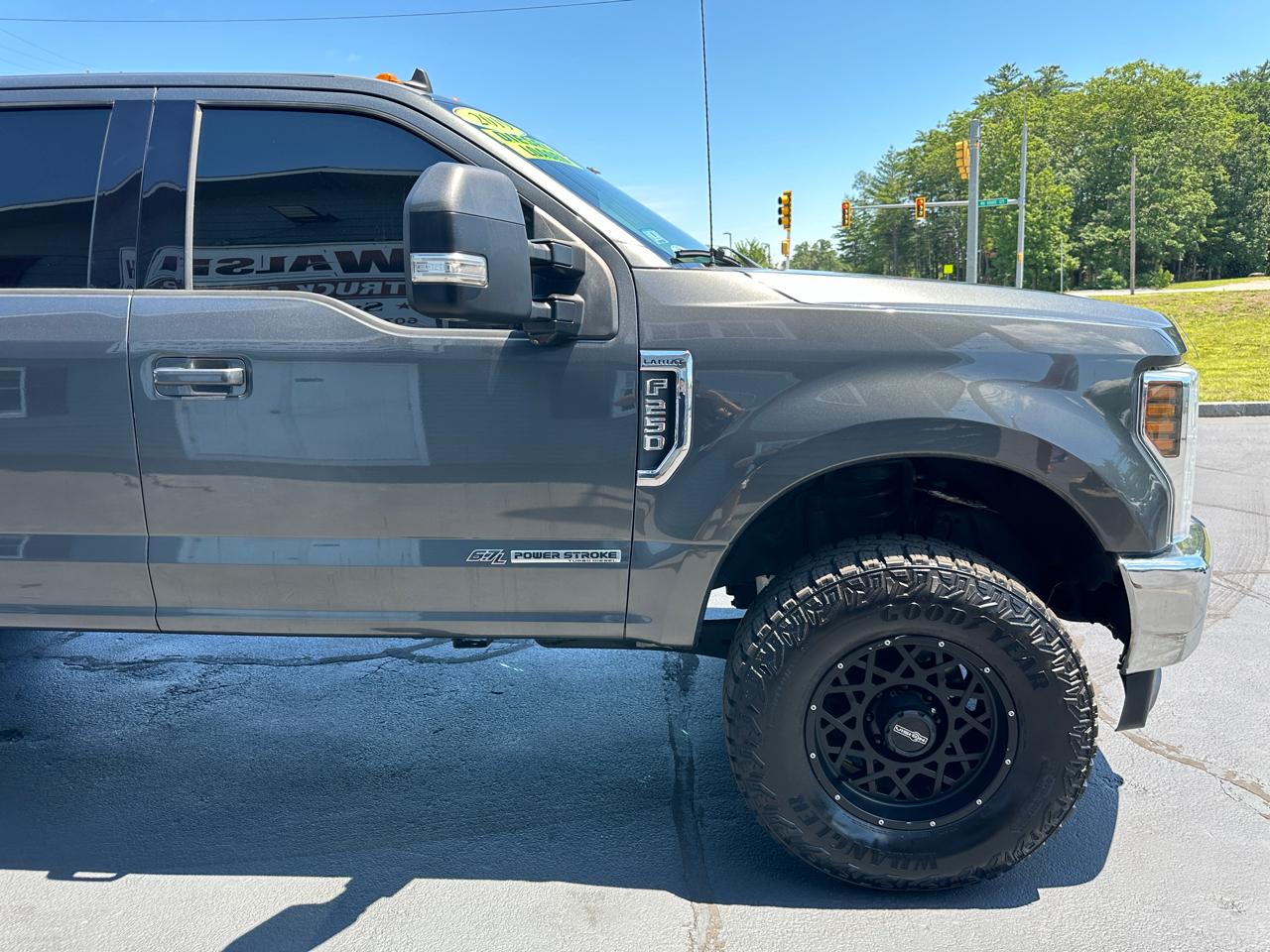 Ford F-250 SD Lariat Crew Cab 4WD 2019
