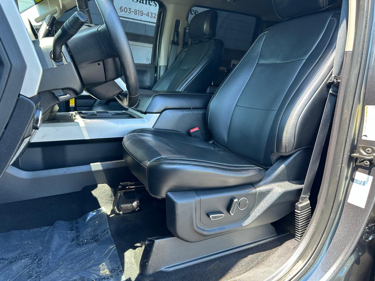 Ford F-250 SD Lariat Crew Cab 4WD 2019