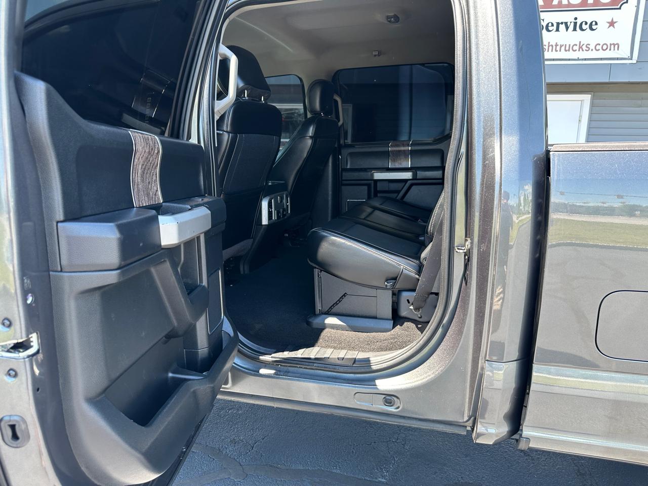 Ford F-250 SD Lariat Crew Cab 4WD 2019
