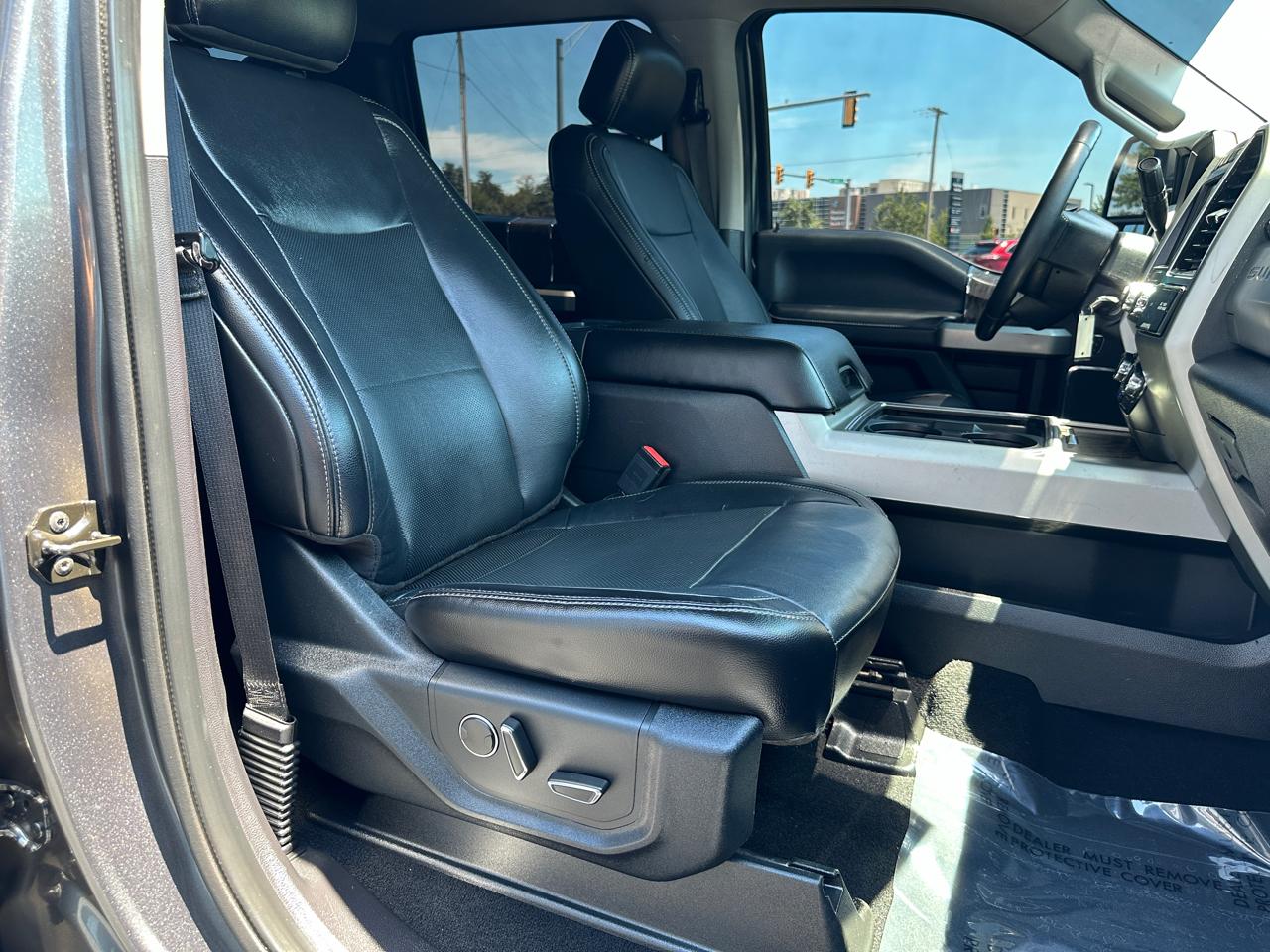 Ford F-250 SD Lariat Crew Cab 4WD 2019