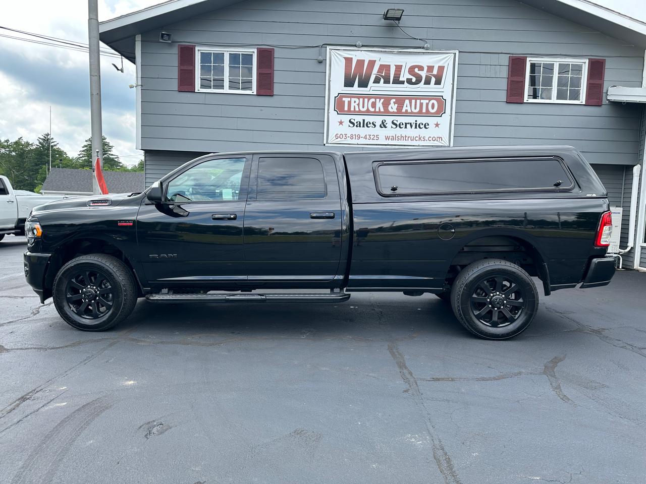 RAM 2500 Big Horn 4x4 Crew Cab 8' Box 2022