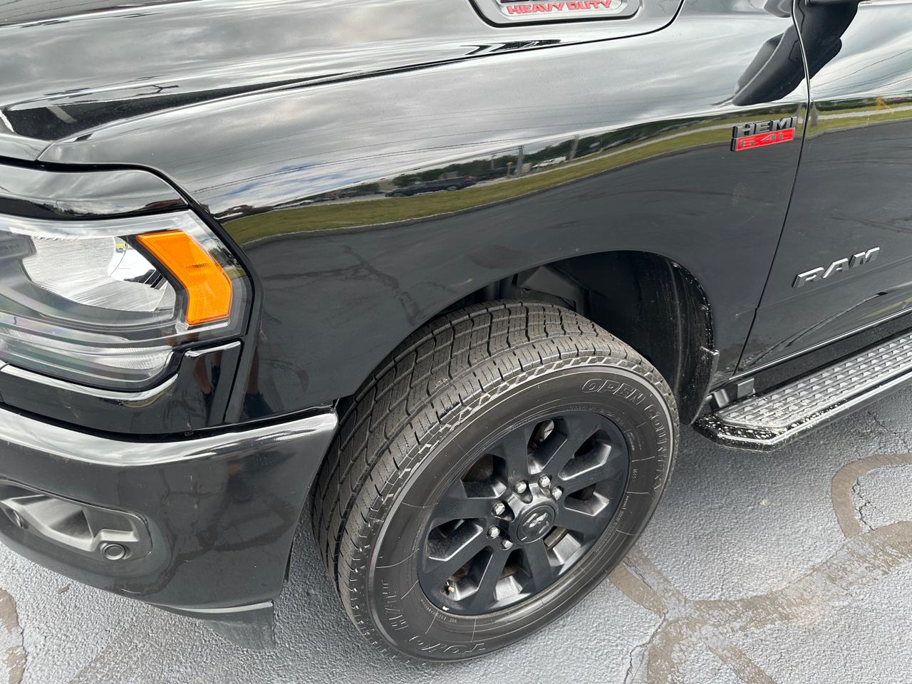 RAM 2500 Big Horn 4x4 Crew Cab 8' Box 2022