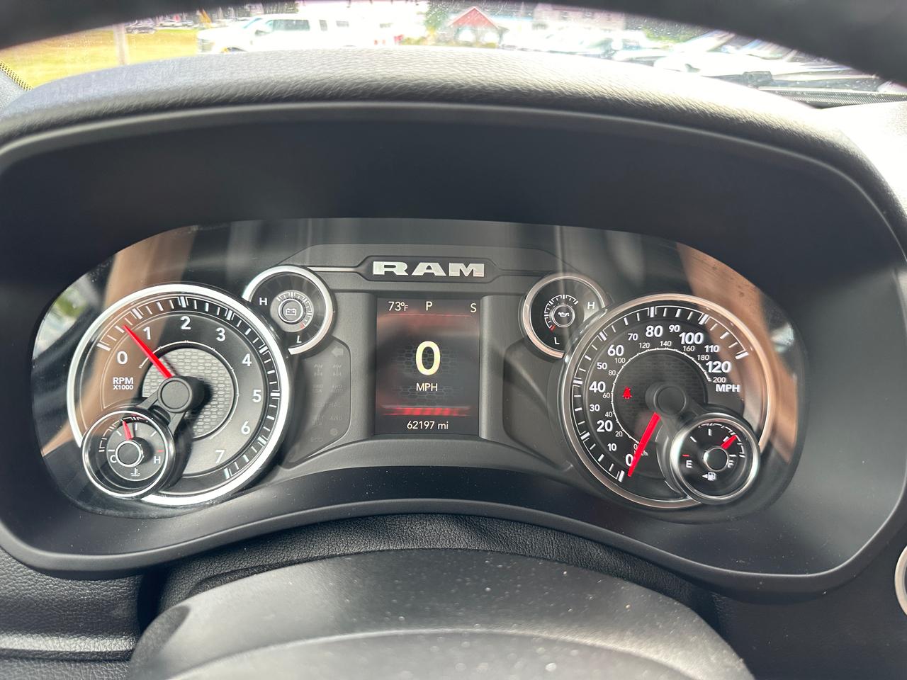RAM 2500 Big Horn 4x4 Crew Cab 8' Box 2022