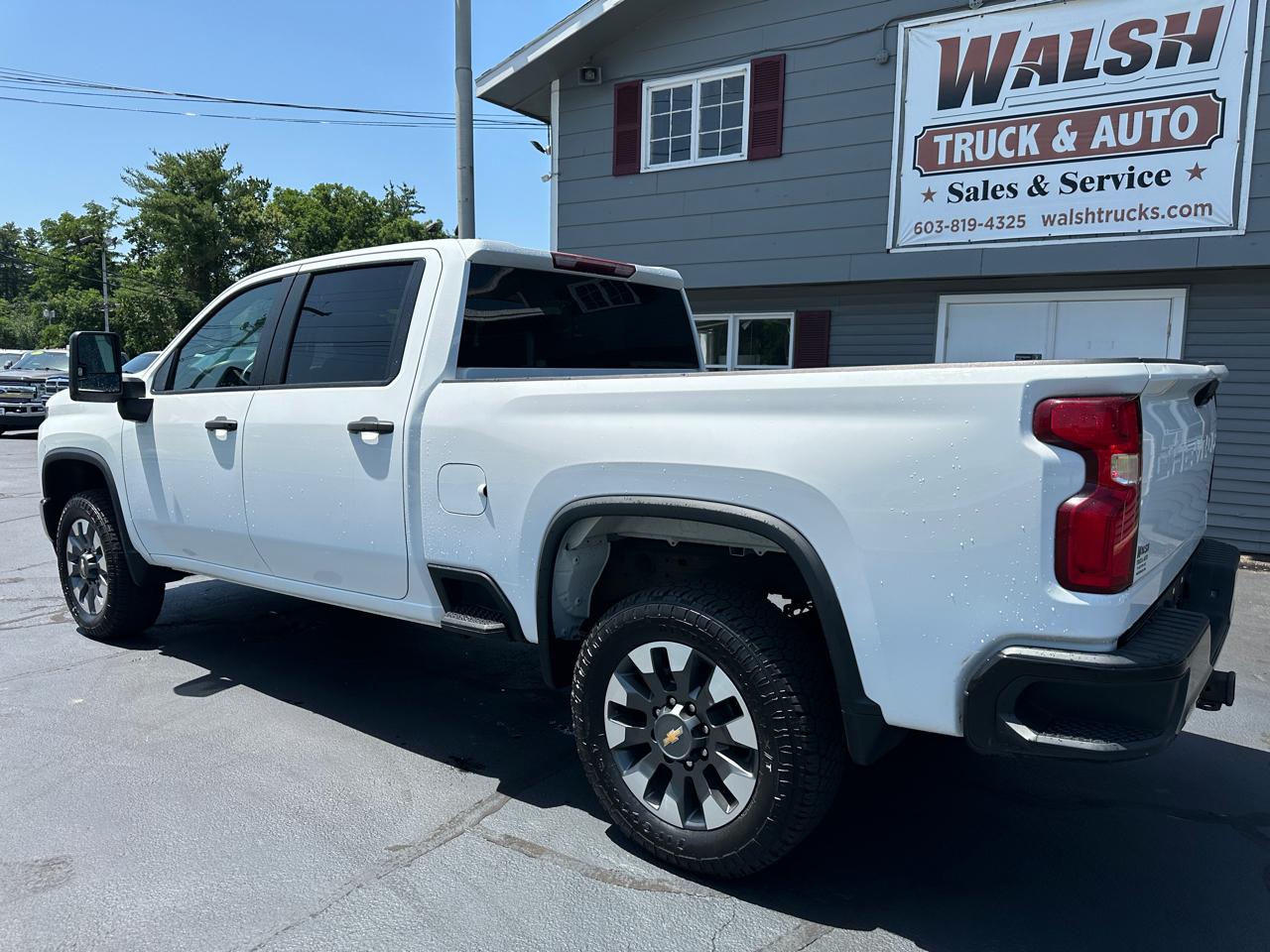 Chevrolet Silverado 2500HD Custom Crew Cab Short Box 4WD 2021