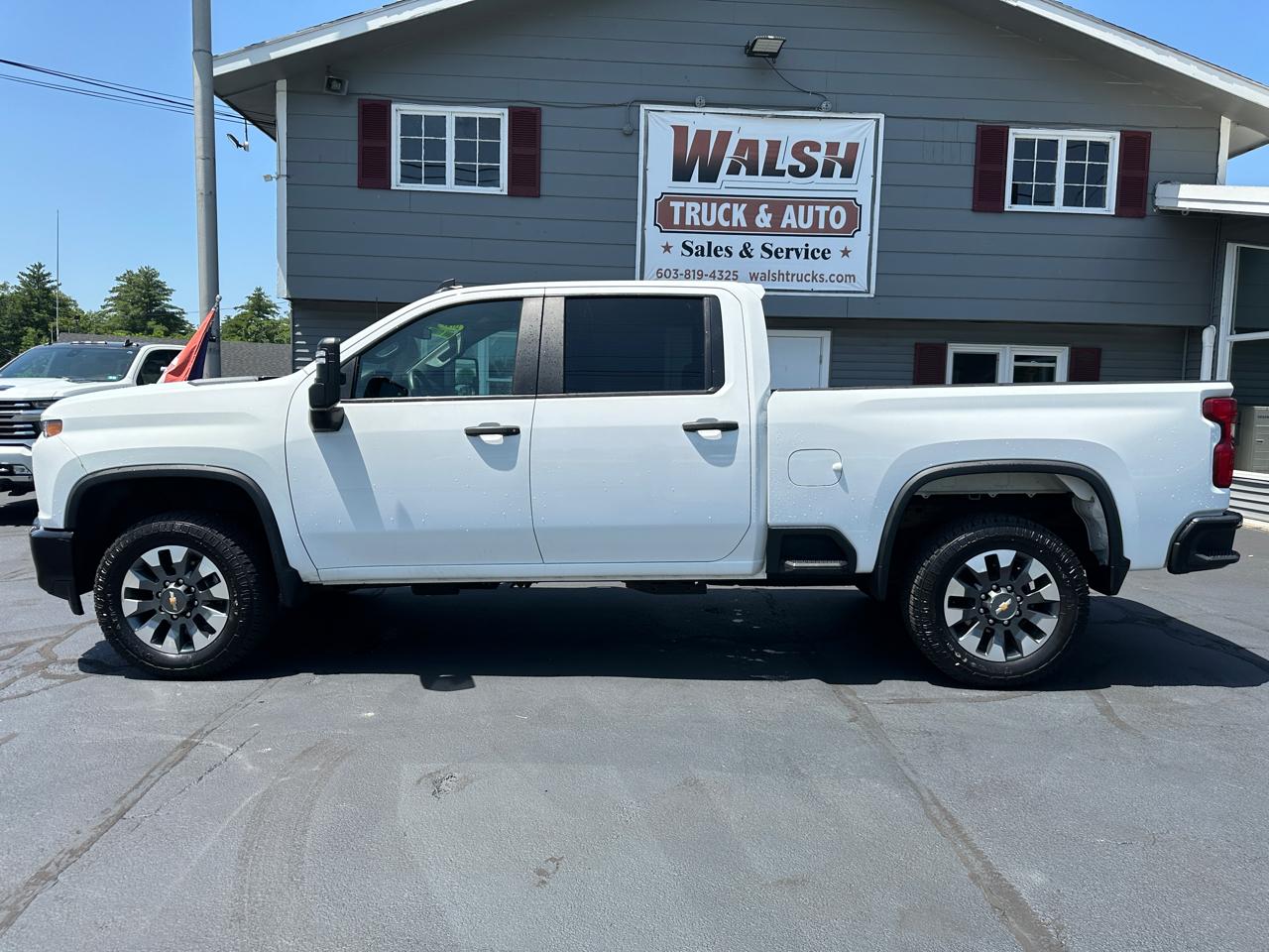 Chevrolet Silverado 2500HD Custom Crew Cab Short Box 4WD 2021