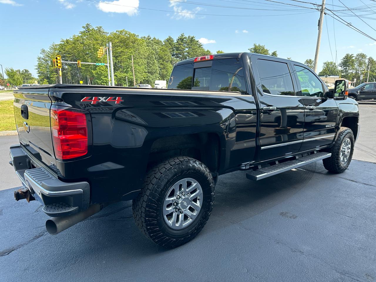 Chevrolet Silverado 2500HD LTZ Crew Cab 4WD 2018