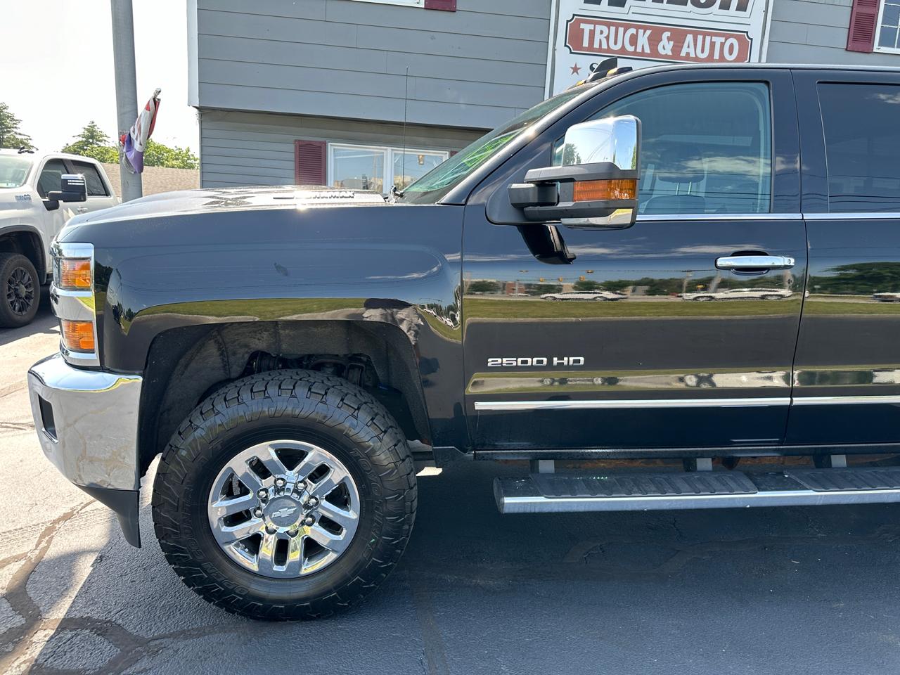 Chevrolet Silverado 2500HD LTZ Crew Cab 4WD 2018