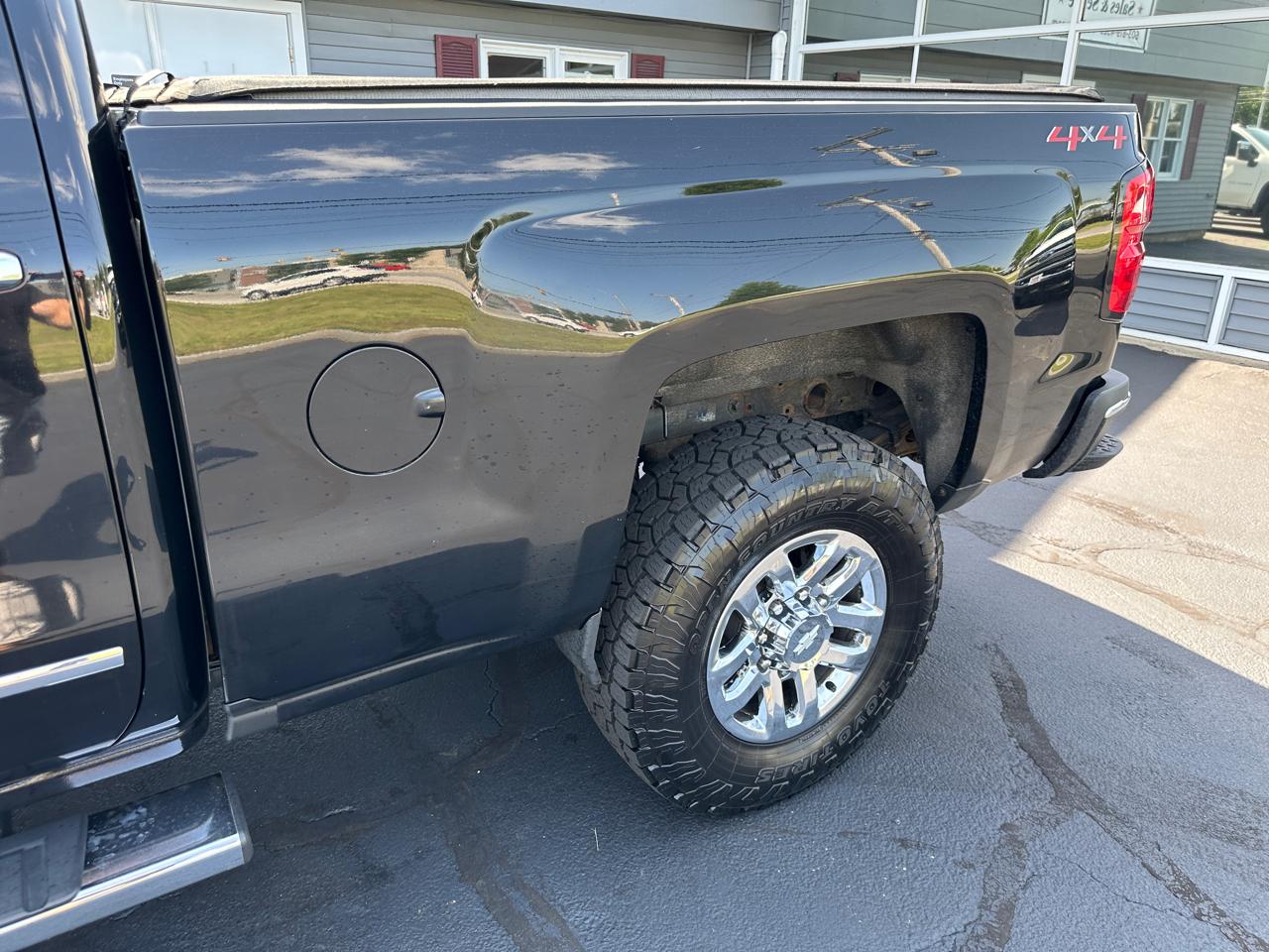 Chevrolet Silverado 2500HD LTZ Crew Cab 4WD 2018