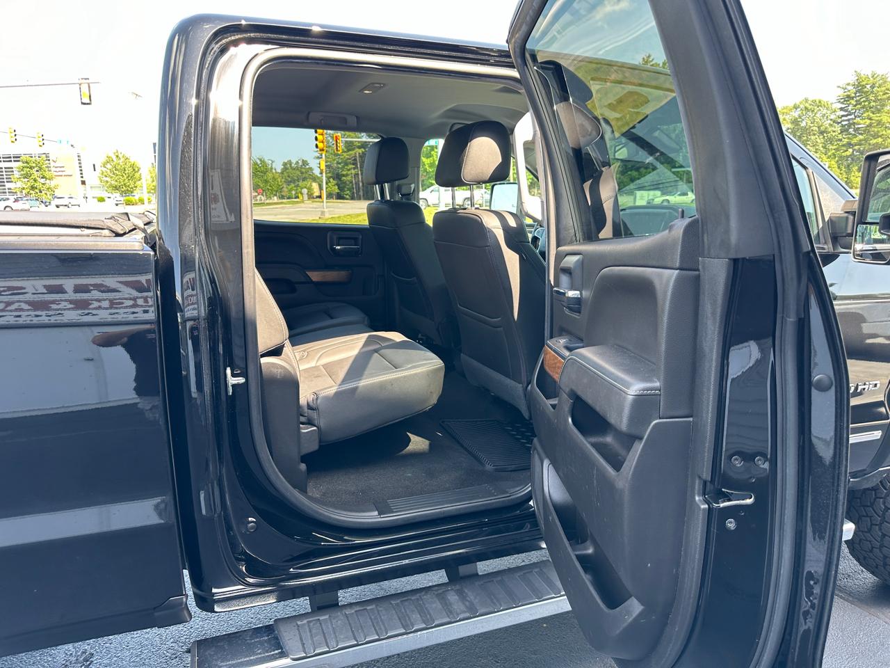 Chevrolet Silverado 2500HD LTZ Crew Cab 4WD 2018