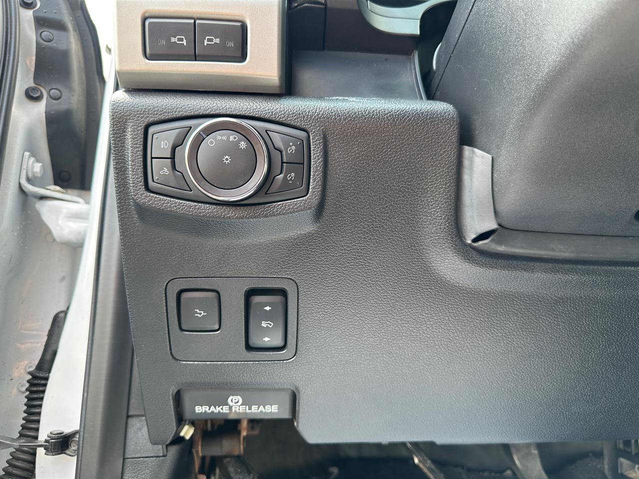 Ford F-250 SD Lariat Crew Cab 4WD 2018