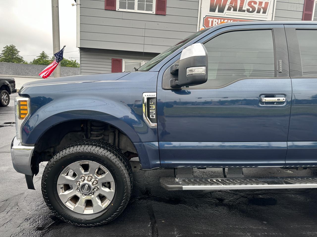 Ford F-350 SD Lariat Crew Cab 4WD 2018