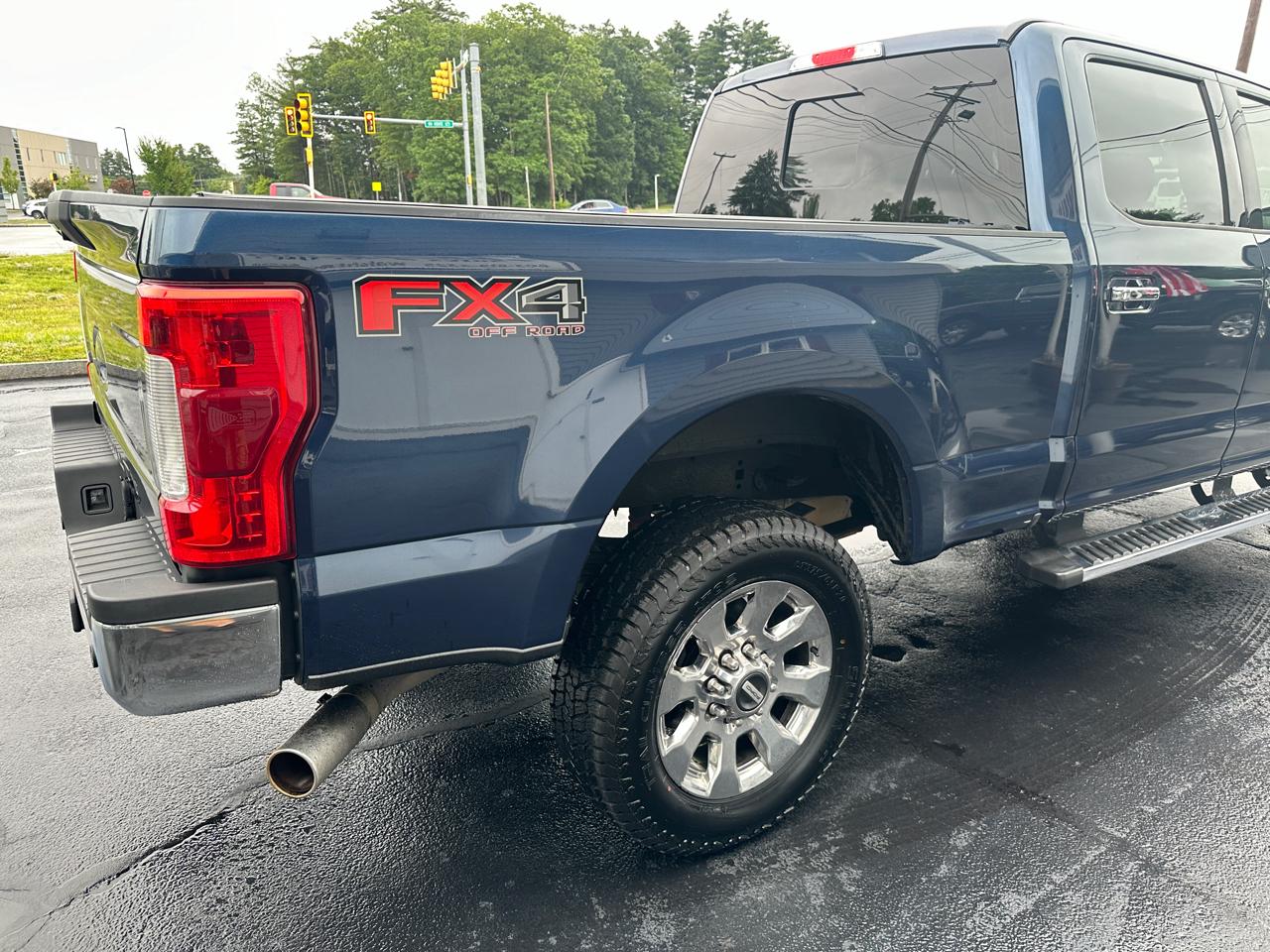 Ford F-350 SD Lariat Crew Cab 4WD 2018