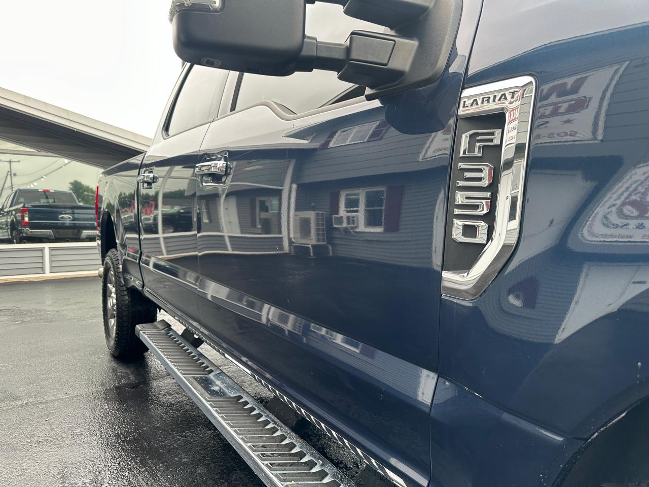 Ford F-350 SD Lariat Crew Cab 4WD 2018