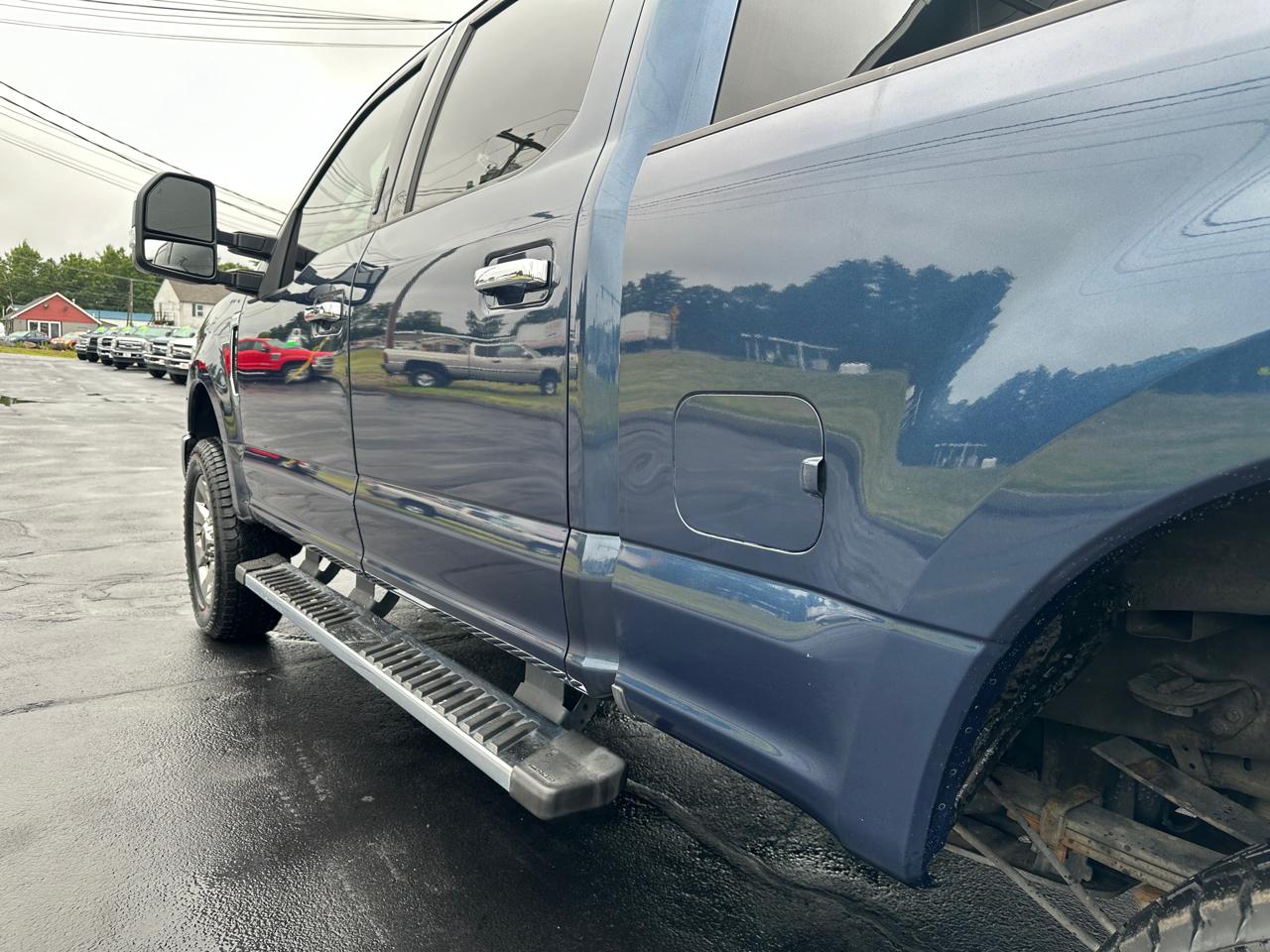 Ford F-350 SD Lariat Crew Cab 4WD 2018