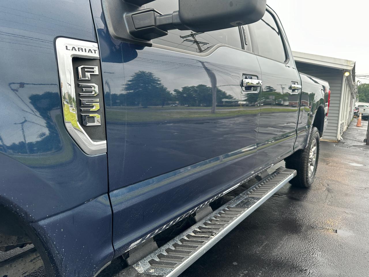 Ford F-350 SD Lariat Crew Cab 4WD 2018