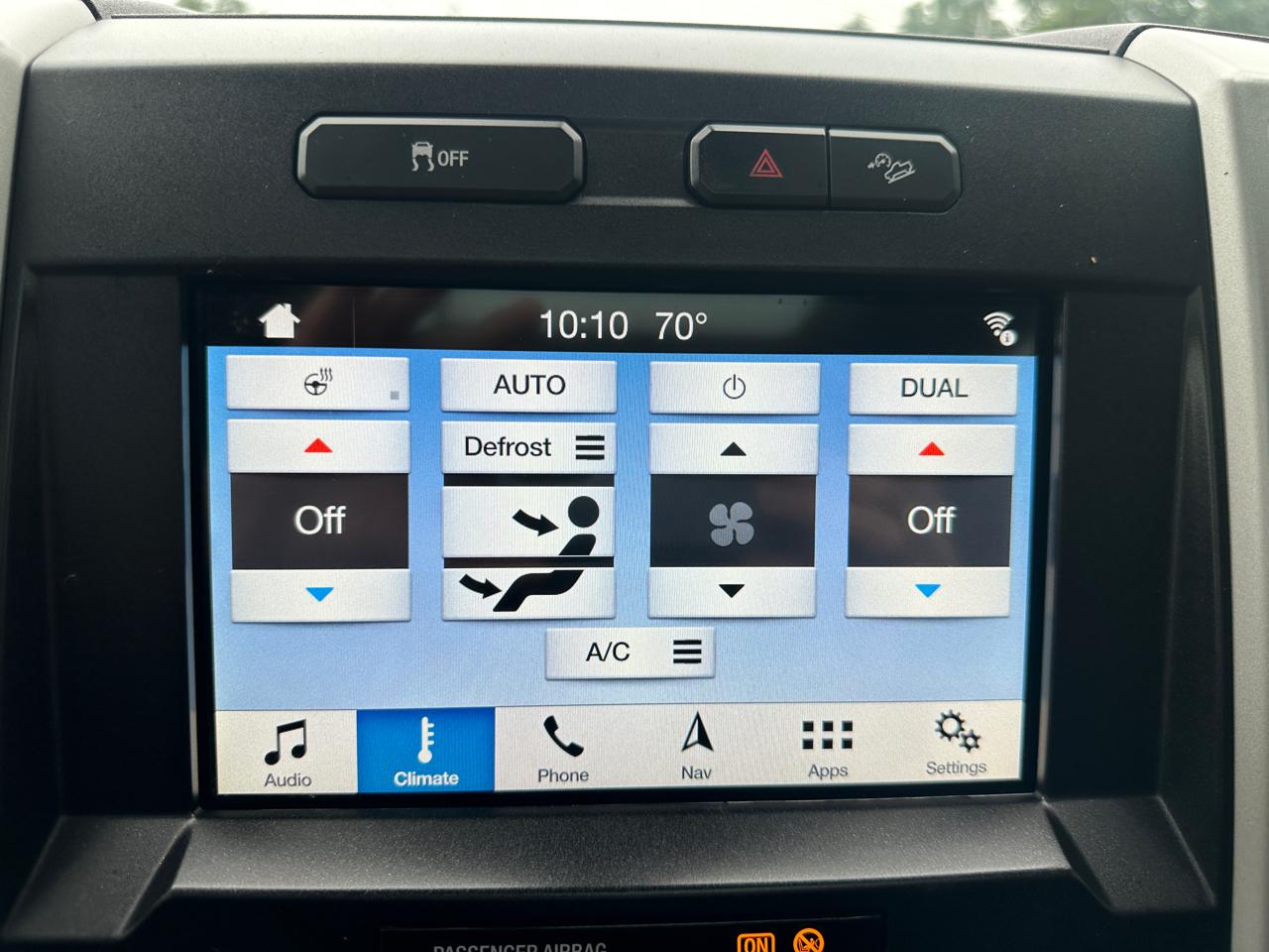 Ford F-350 SD Lariat Crew Cab 4WD 2018
