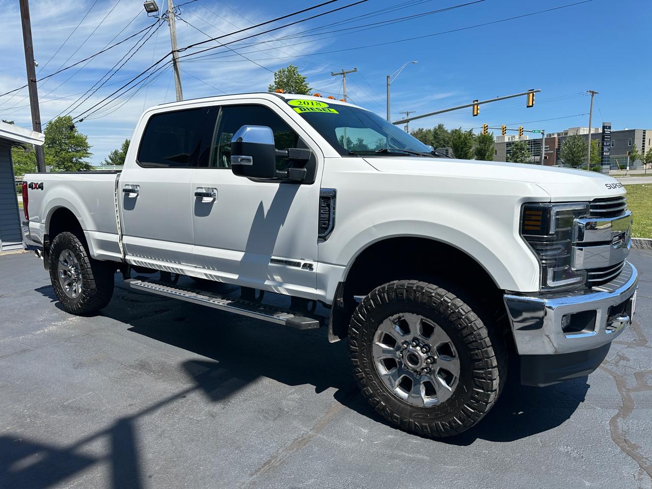 Ford F-250 SD Lariat Crew Cab Short Bed 4WD 2017