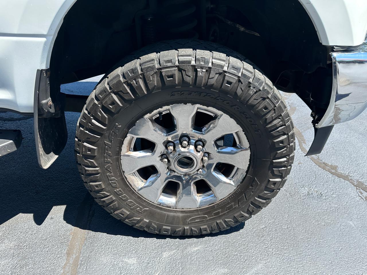 Ford F-250 SD Lariat Crew Cab Short Bed 4WD 2017