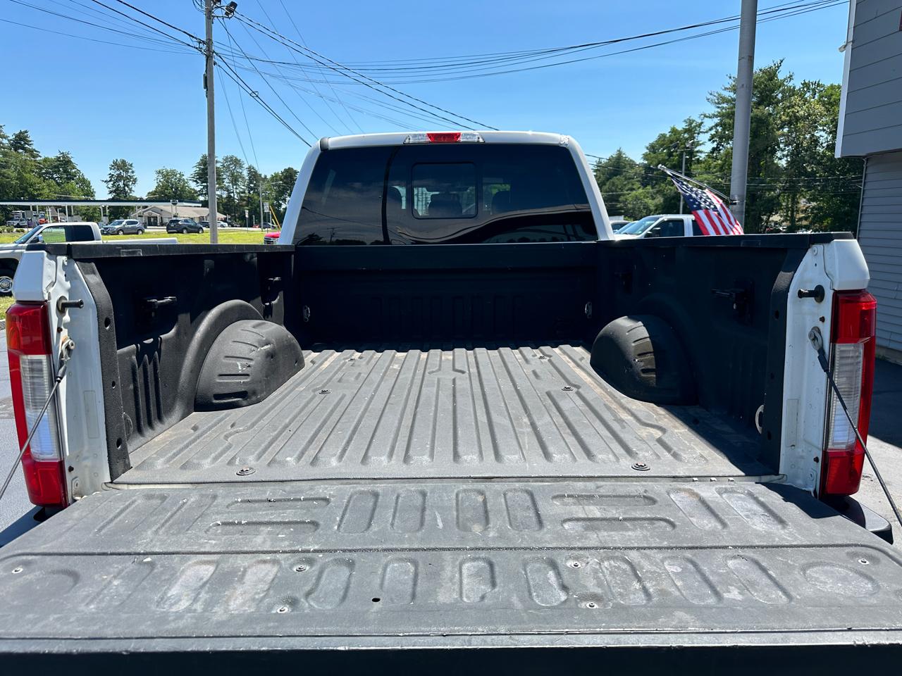 Ford F-250 SD Lariat Crew Cab Short Bed 4WD 2017