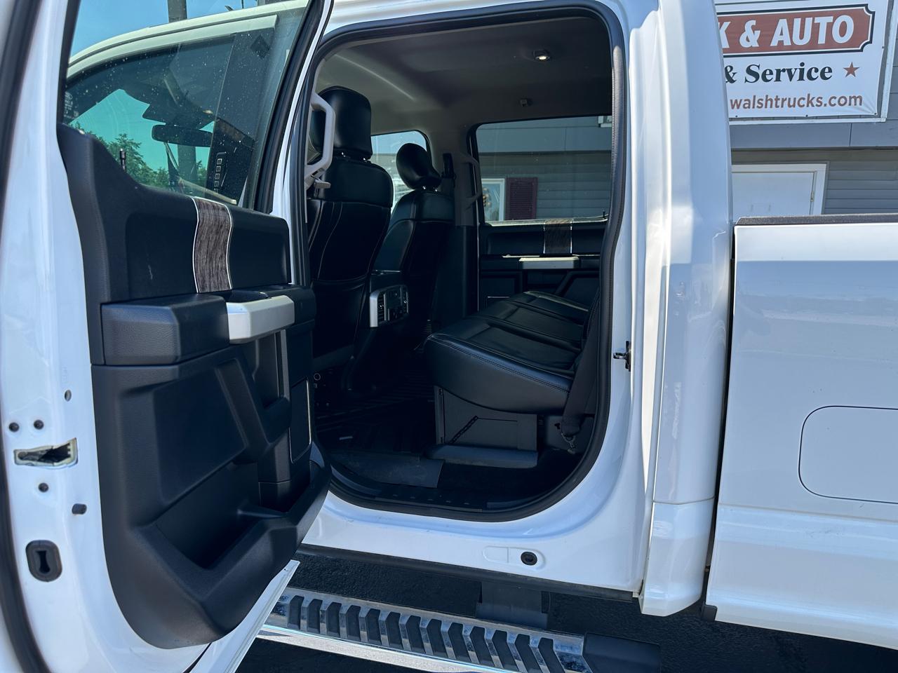 Ford F-250 SD Lariat Crew Cab Short Bed 4WD 2017