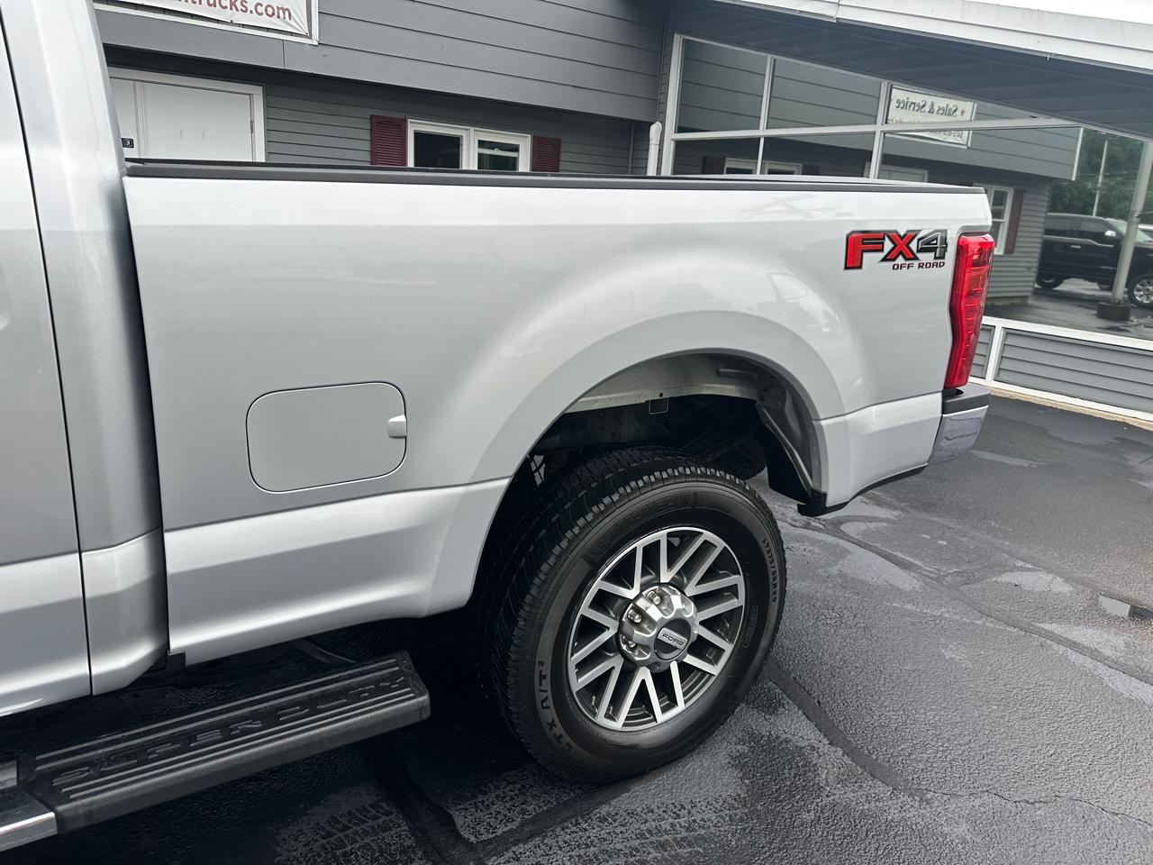 Ford F-350 SD Lariat Crew Cab 4WD 2017