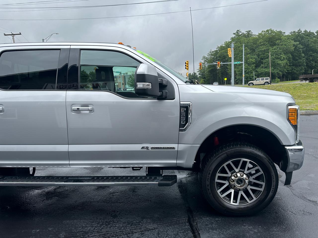 Ford F-350 SD Lariat Crew Cab 4WD 2017