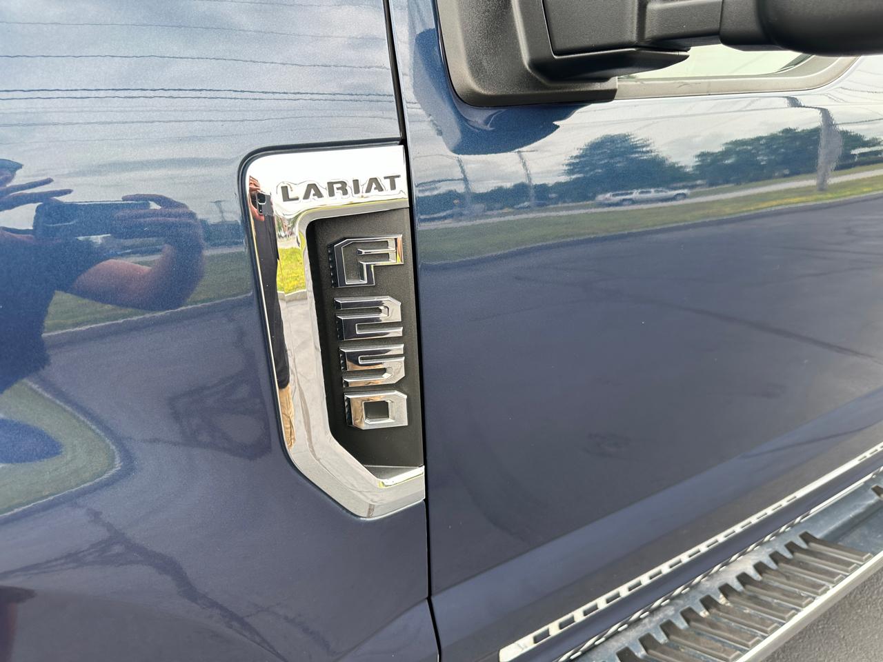 Ford F-250 SD Lariat Crew Cab Short Bed 4WD 2017
