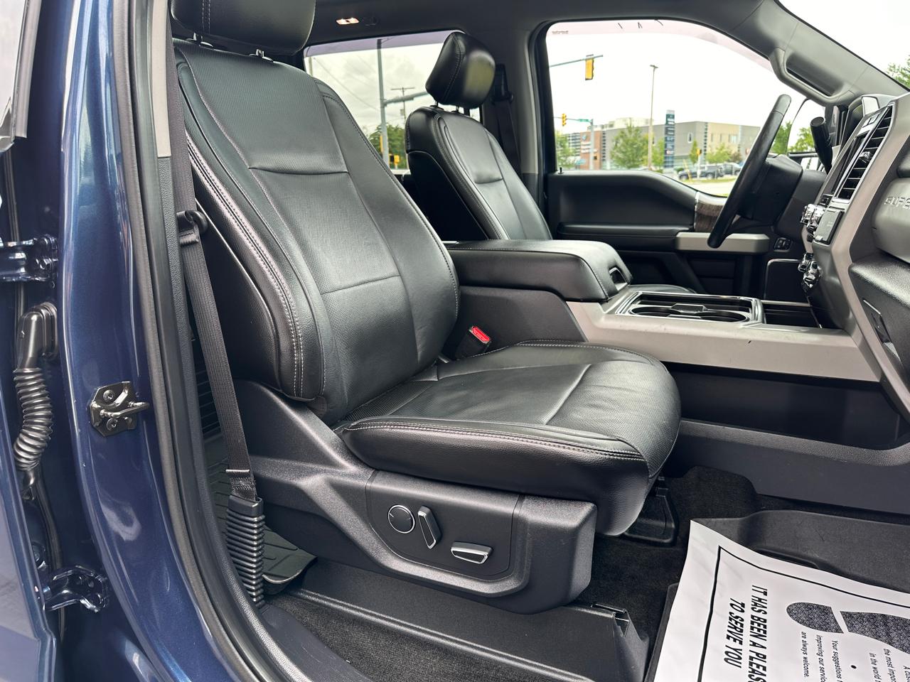 Ford F-250 SD Lariat Crew Cab Short Bed 4WD 2017