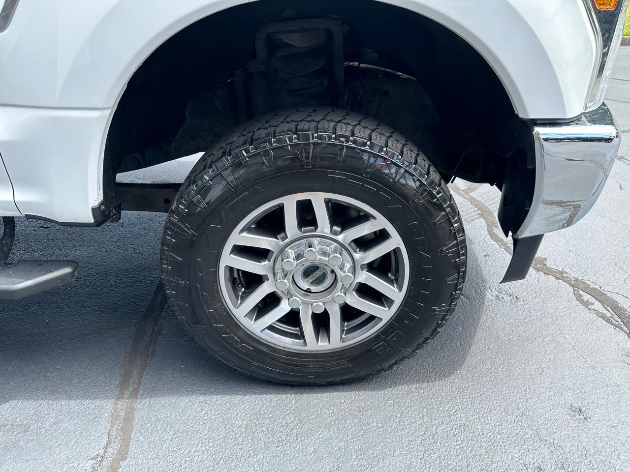 Ford F-250 SD Lariat Crew Cab 4WD 2017
