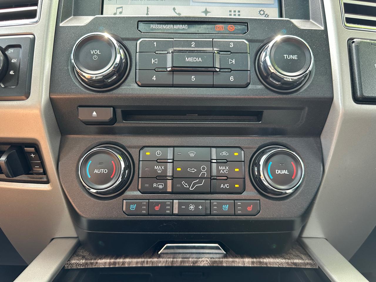 Ford F-250 SD Lariat Crew Cab 4WD 2017