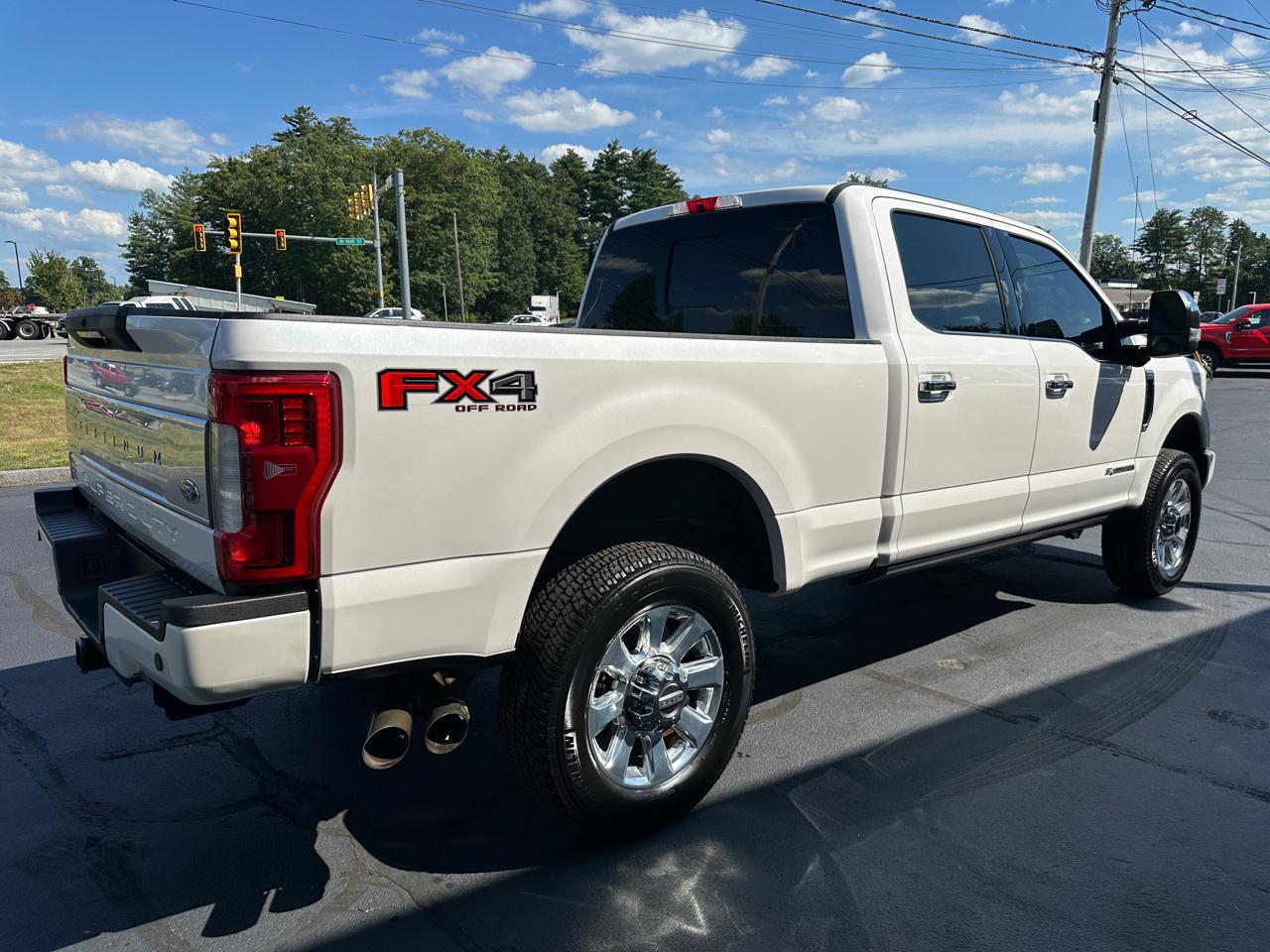 Ford F-350 SD Platinum Crew Cab 4WD 2017