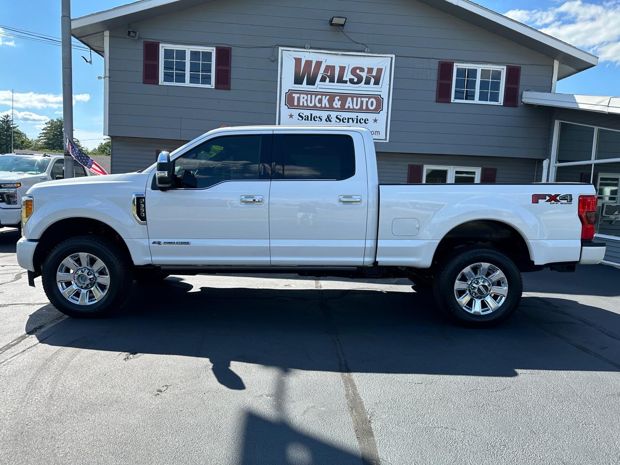 Ford F-350 SD Platinum Crew Cab 4WD 2017