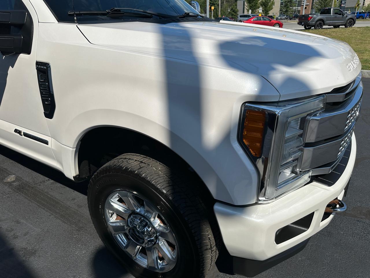 Ford F-350 SD Platinum Crew Cab 4WD 2017