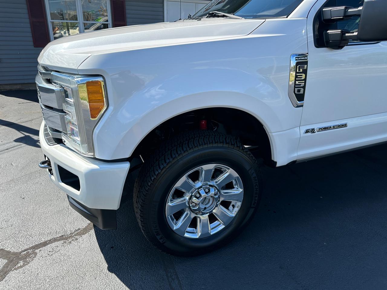 Ford F-350 SD Platinum Crew Cab 4WD 2017