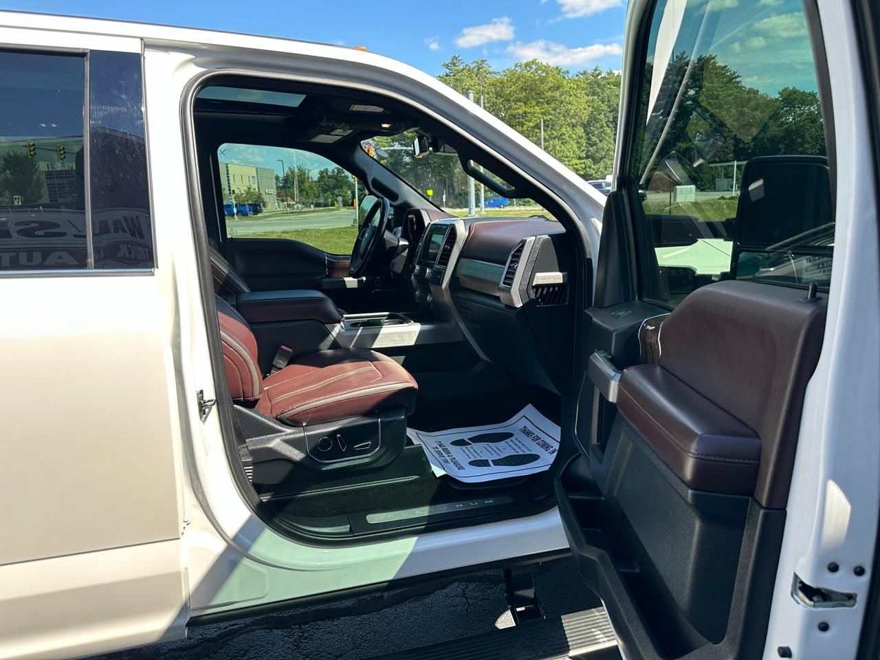 Ford F-350 SD Platinum Crew Cab 4WD 2017