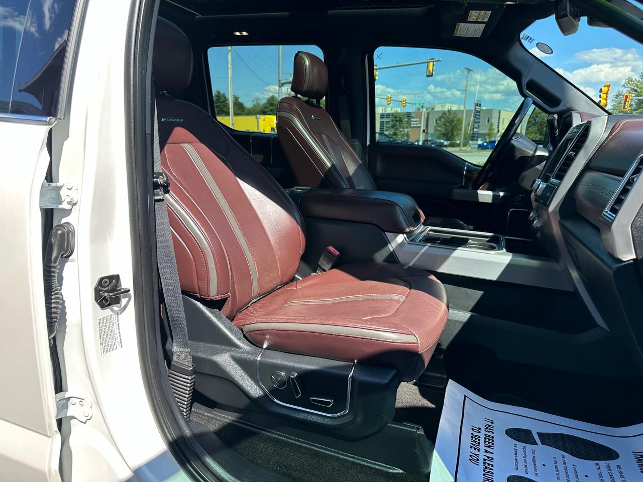 Ford F-350 SD Platinum Crew Cab 4WD 2017