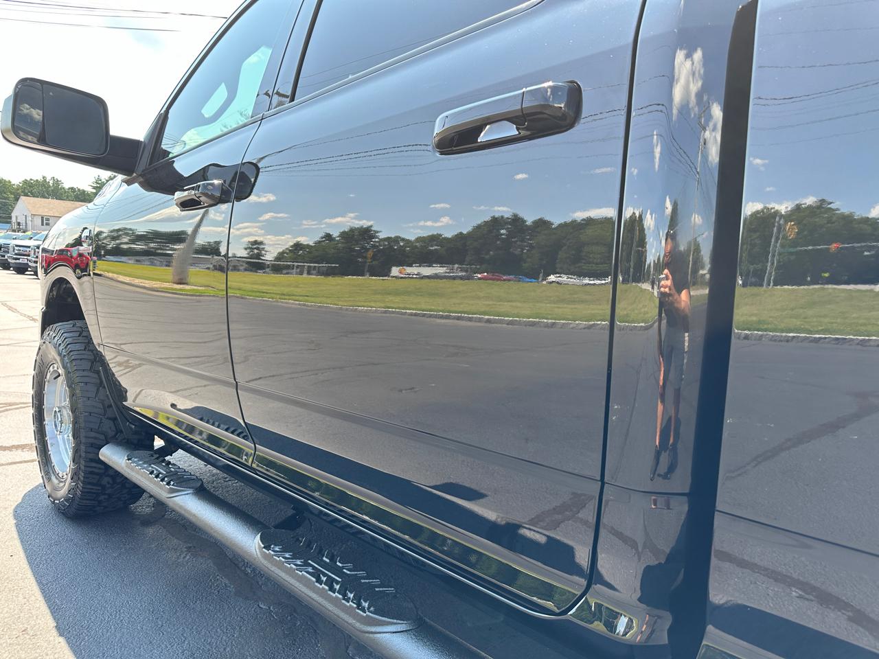 RAM 2500 Big Horn Crew Cab 4WD 2020