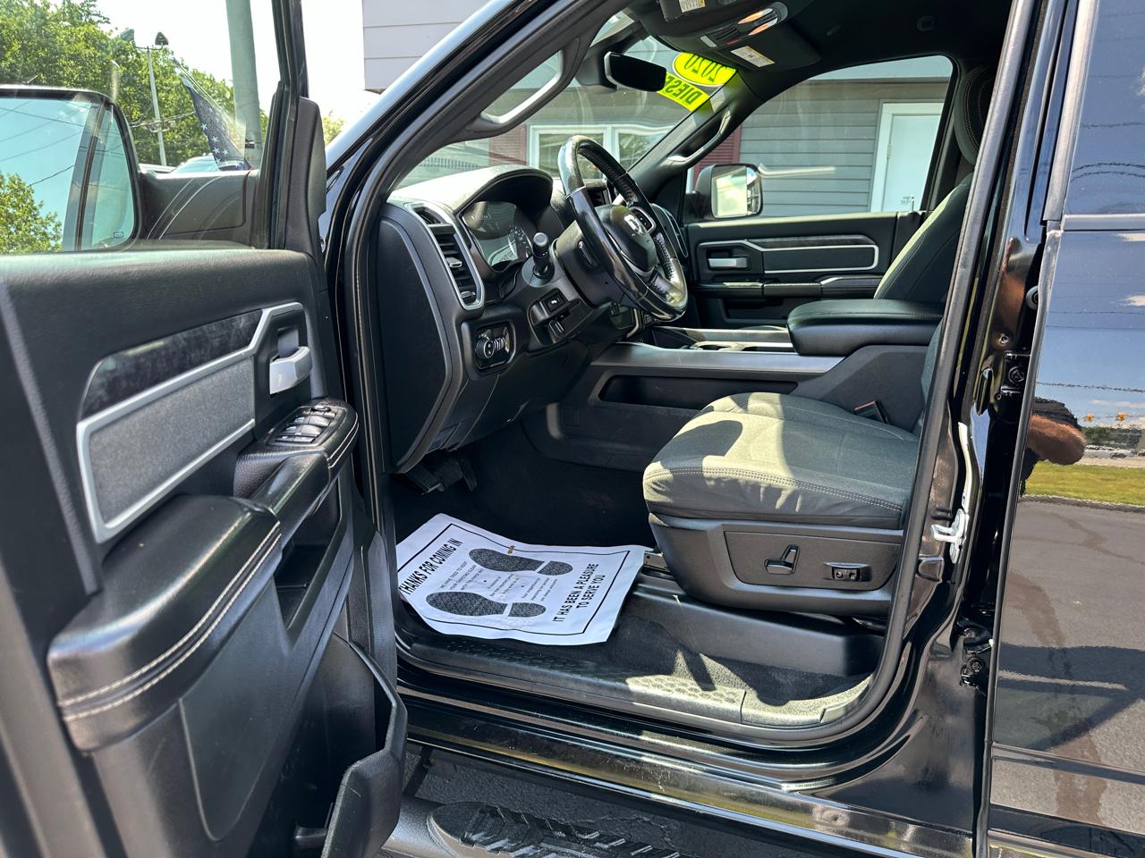 RAM 2500 Big Horn Crew Cab 4WD 2020
