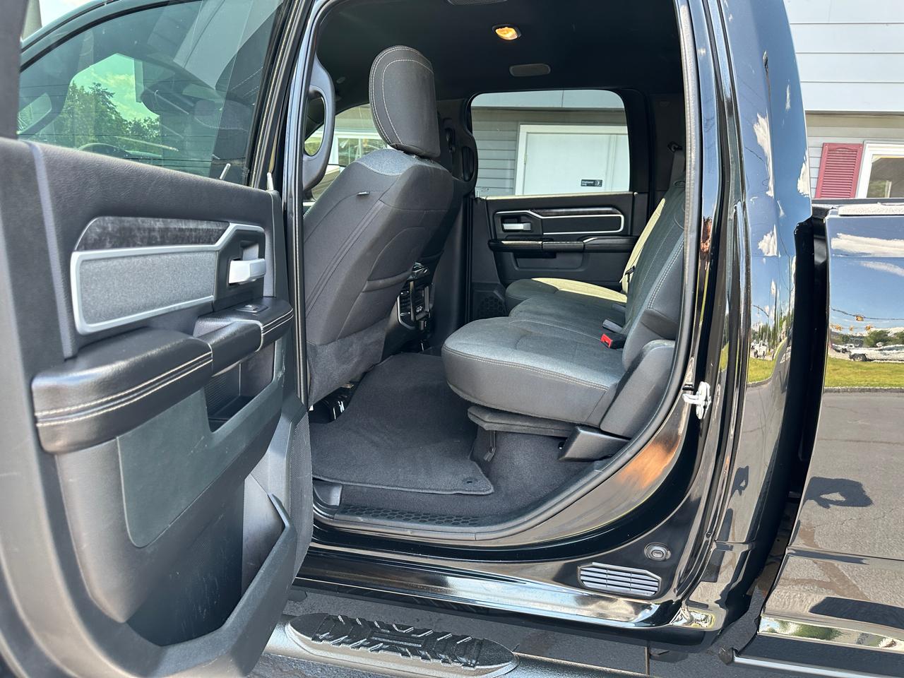 RAM 2500 Big Horn Crew Cab 4WD 2020
